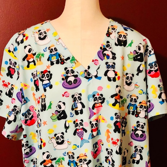 Panda scrub top - Picture 8 of 9